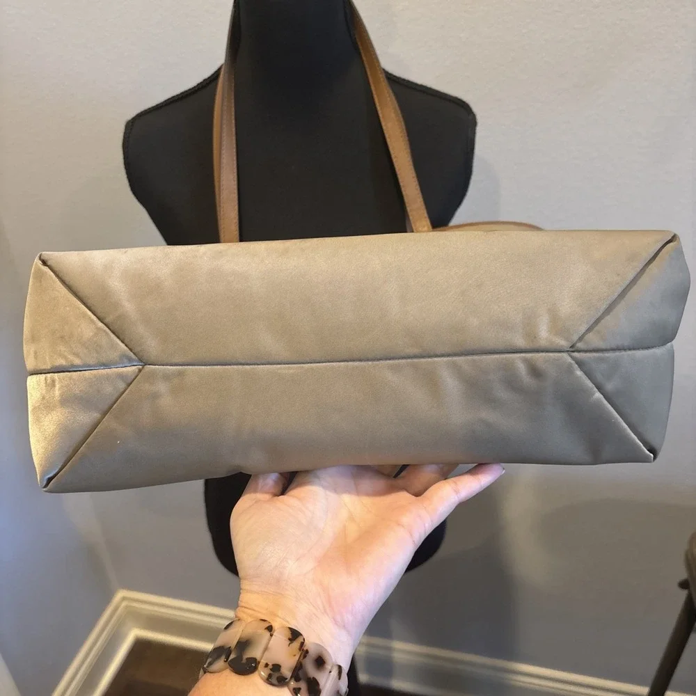 Michael Kors Montauk Nylon & Leather Shoulder Bag/Purse Khaki/Tan  gold hardware